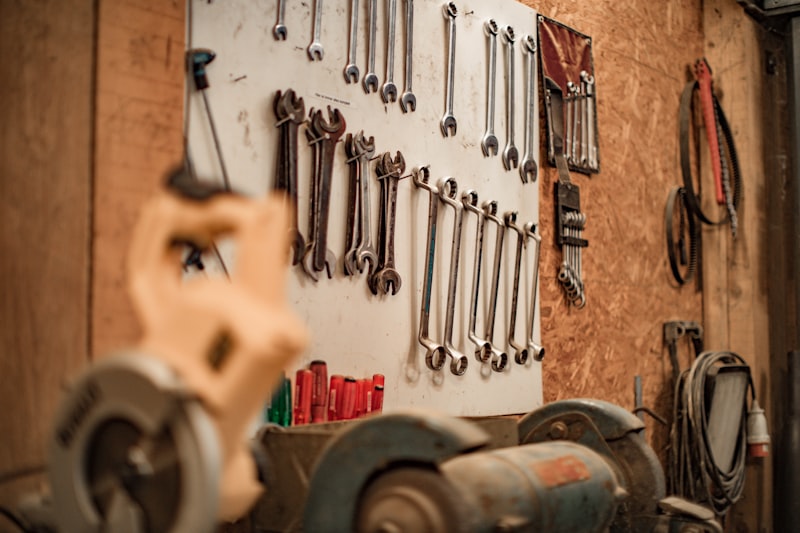 Outils d'atelier mécanique